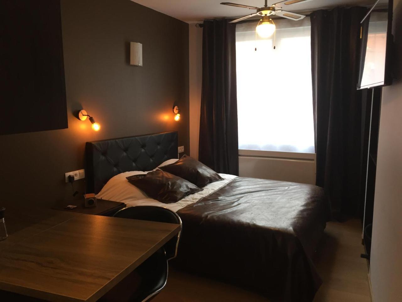 Appart'Hotel Et Chambres ล็องส์ ภายนอก รูปภาพ